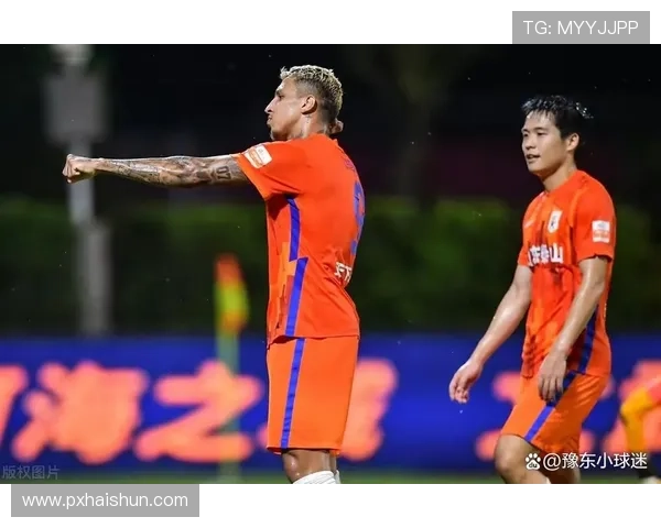 广州足球队强势领跑杯赛积分榜积分高达76分展现冠军实力 广州足球队强势领跑杯赛积分榜积分高达76分展现冠军实力