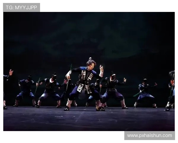 成都街舞队的团队协作与默契:探索街舞文化中的合作精神与创新表现 成都街舞队的团队协作与默契:探索街舞文化中的合作精神与创新表现